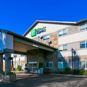 Holiday Inn Express Hotel & Suites Everett By Ihg